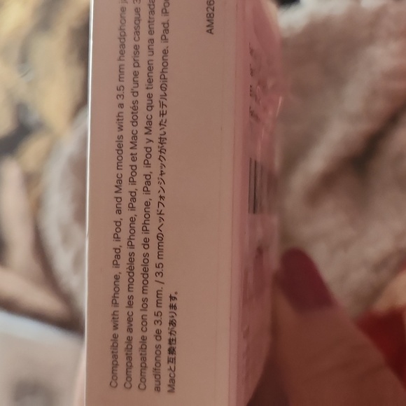 Apple EarPods - Picture 2 of 4